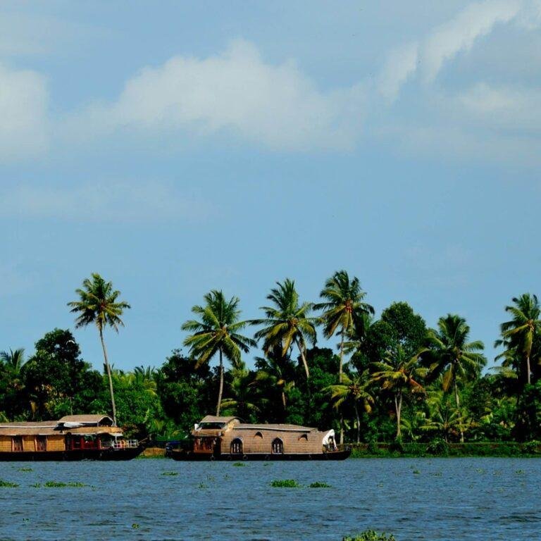 Kerala Tourism- Best Places to Visit in Kerala