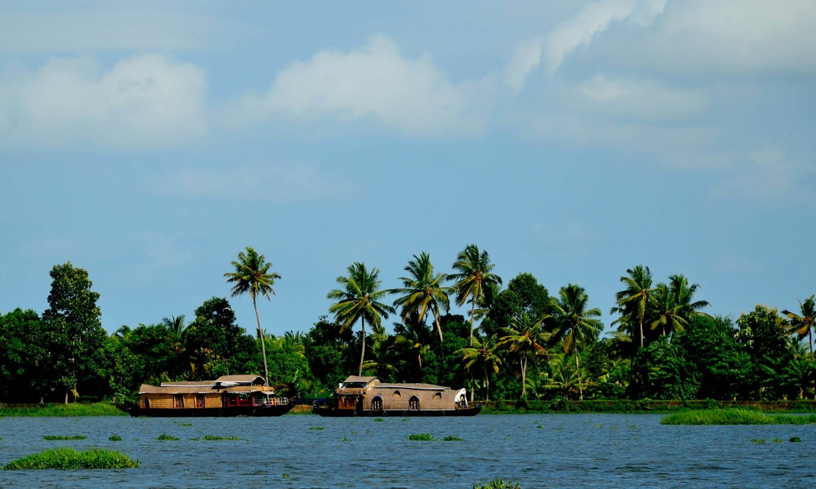 12 Best Tourist Places To Visit In Kerala Bon Travel India 12 Best Tourist Places To Visit In Kerala Bon Travel India