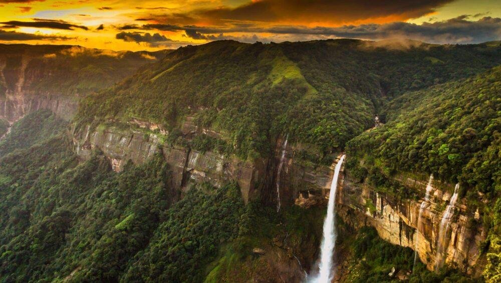 Cherrapunji Tourism - Nohkalikai Falls Cherrapunji