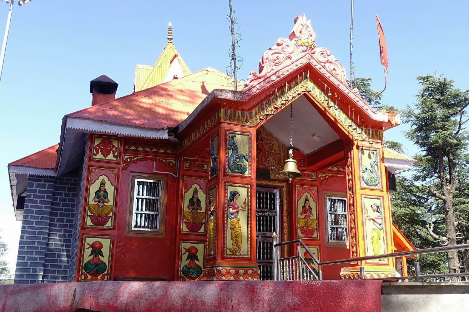 Jakhu Temple Shimla Himachal Pradesh