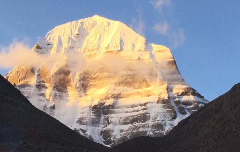 Kailash Mansarovar Yatra by Helicopter from Lucknow