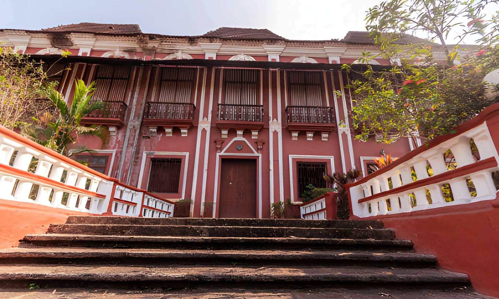 Goa Tourism - Menezes Braganza House Goa-Must Visit Place