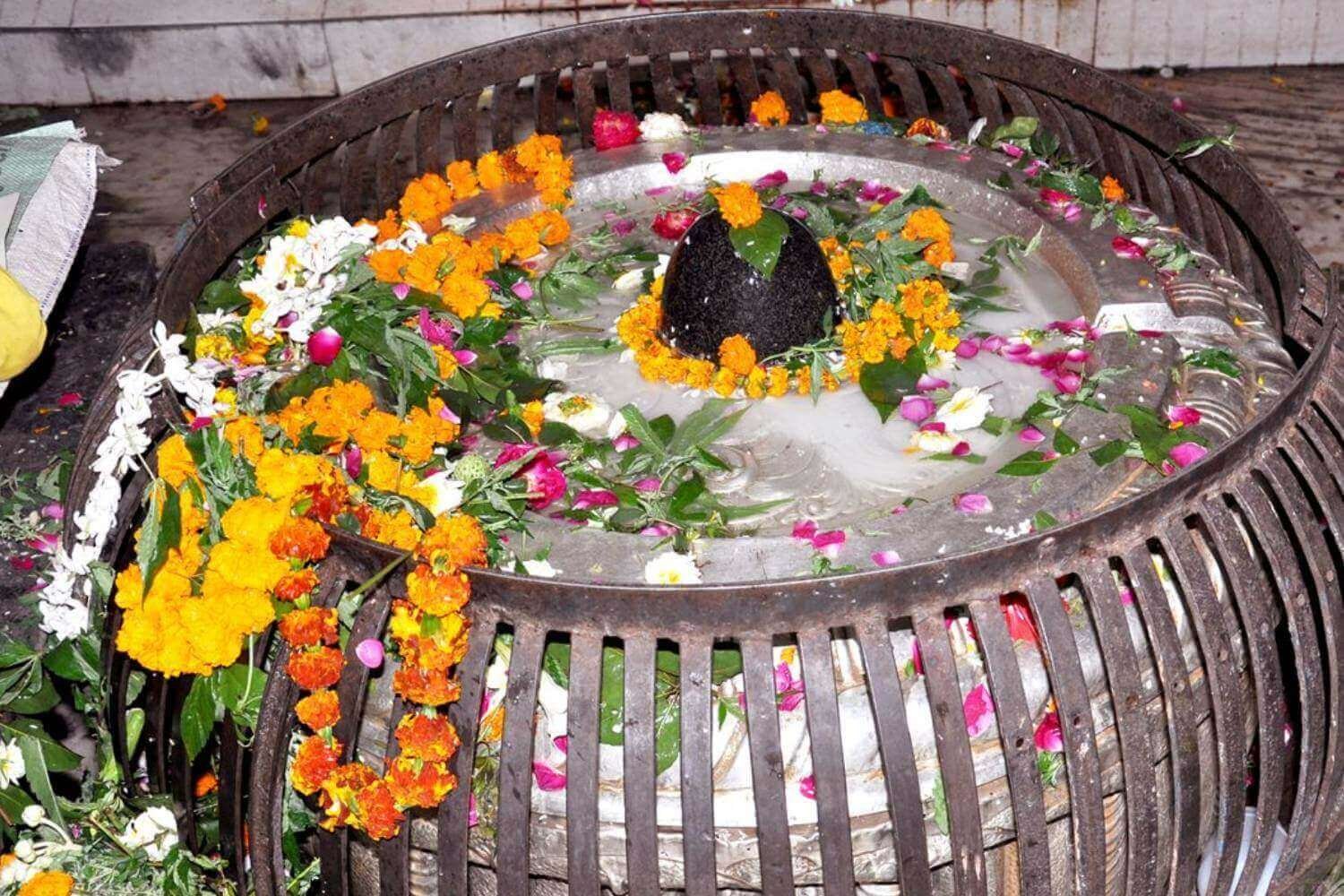 Nageshwarnath Temple Ayodhya